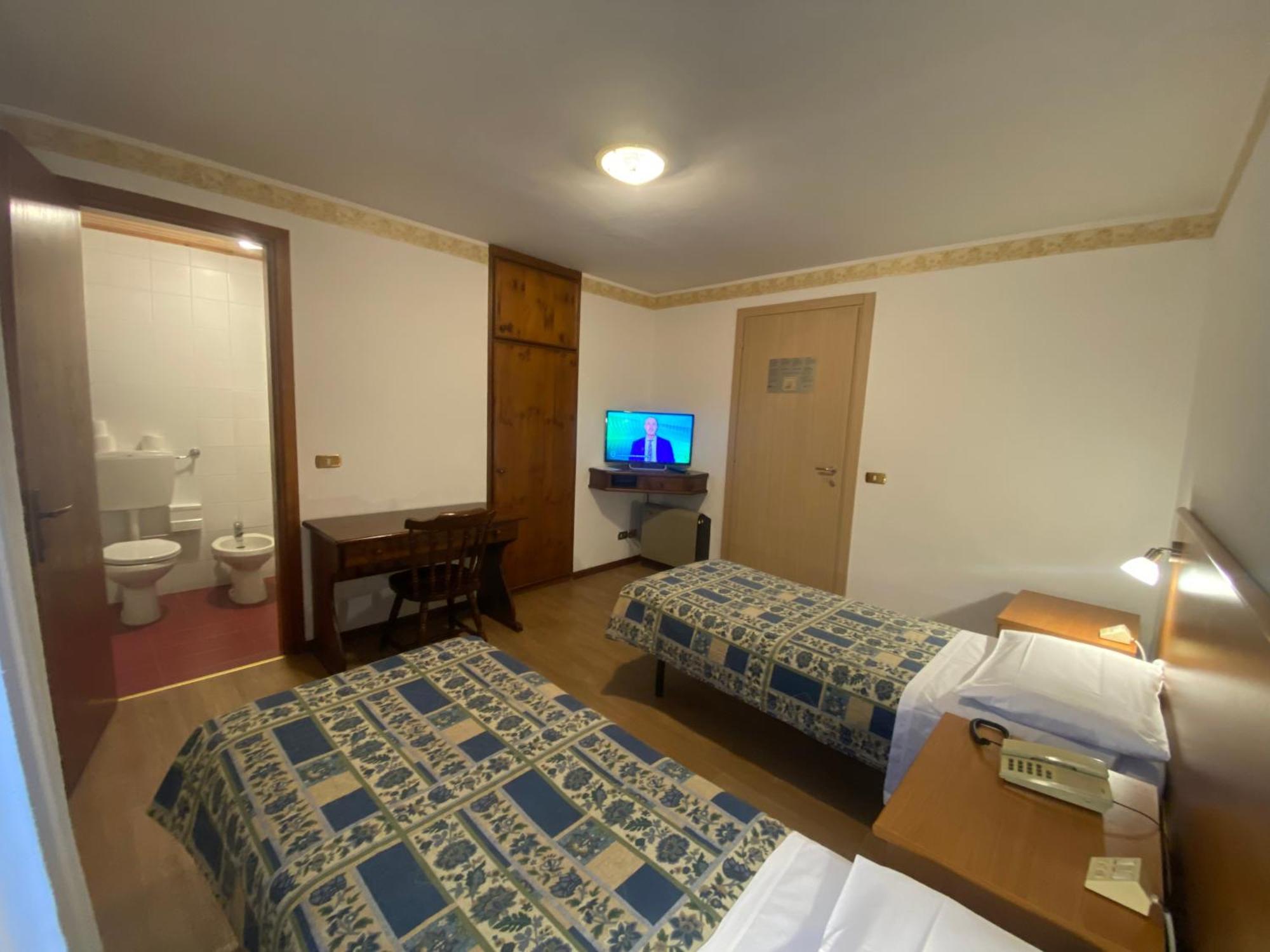 Hotel International Tarvisio Pokoj fotografie